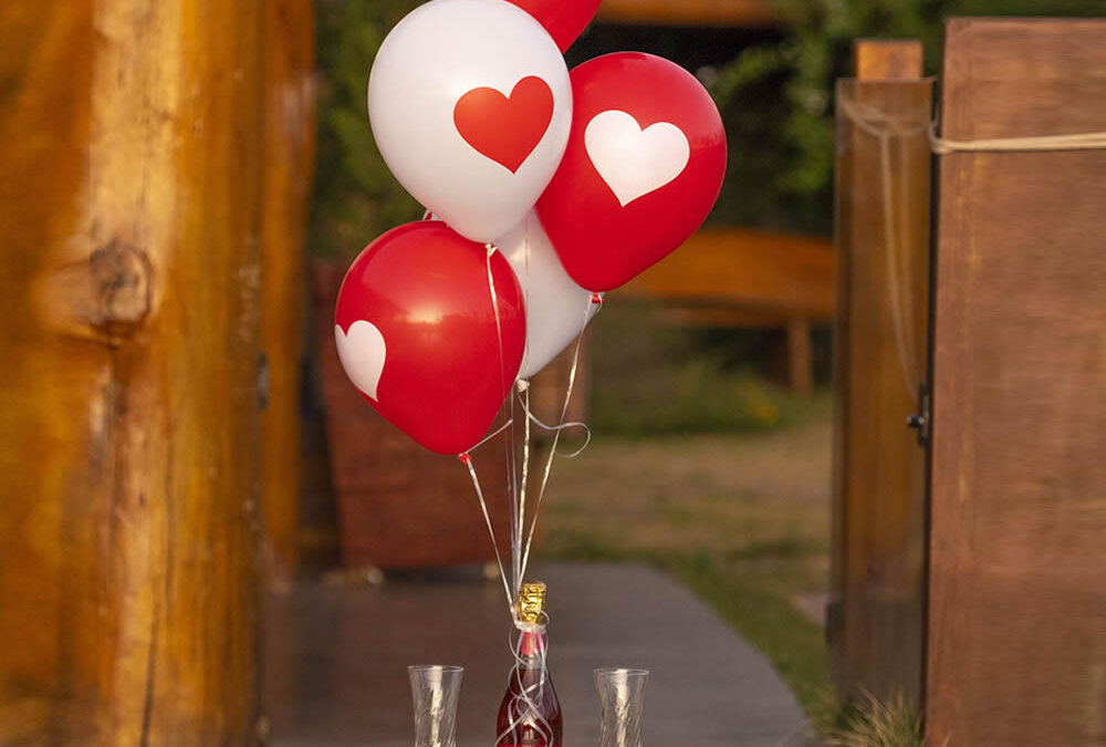 Xiayizhan Balão de coração vermelho para decoração de Dia dos Namorados –  balões de coração vermelho para festa de aniversário, casamento, decorações  de Dia dos Namorados : : Brinquedos e Jogos